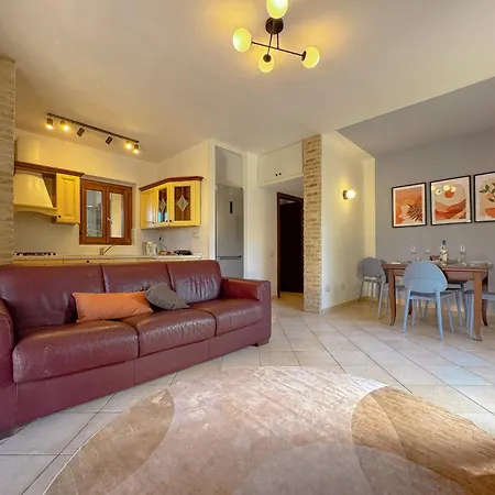 Vila Erica - Near La Pelosa By Host Hero *