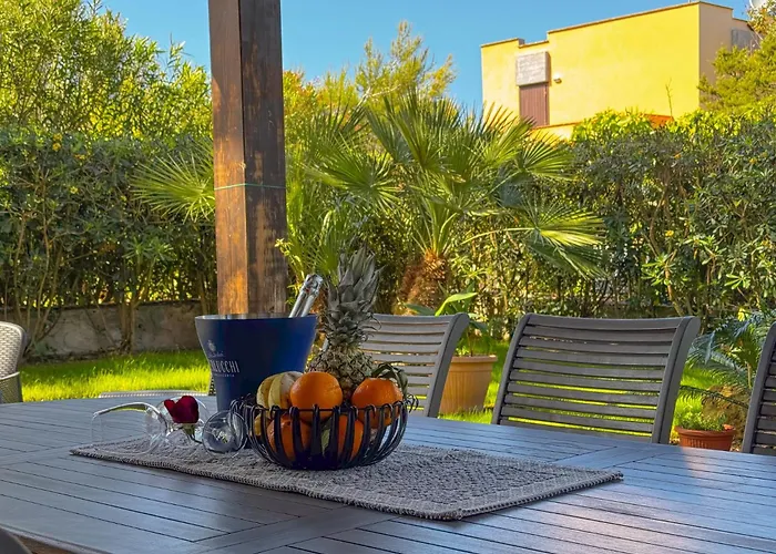 Villa Erica - Near La Pelosa By Host Hero